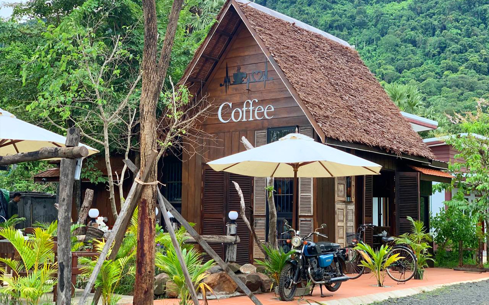 Phnom Tbeng Cafe